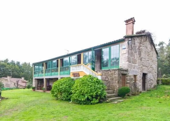 Casa Da Urcela 2* 蓬特亚雷亚斯